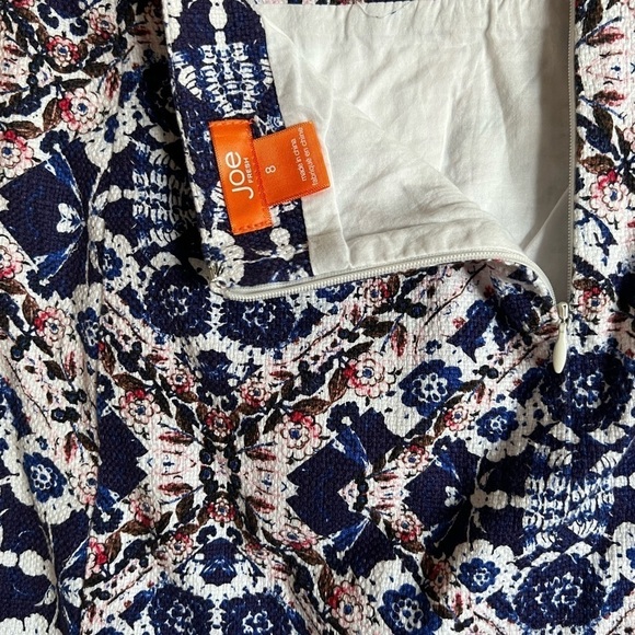Joe Fresh Women’s Skirt Size 8 - Picture 3 of 4